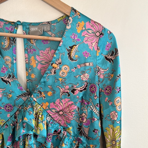 ASOS ruffled floral blouse . - Picture 5 of 6